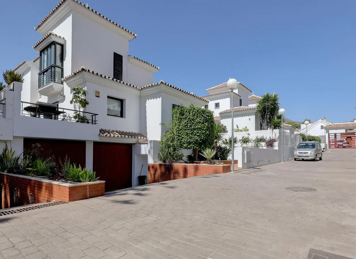 Villa In Puerto Marina With Private Pool Benalmadena